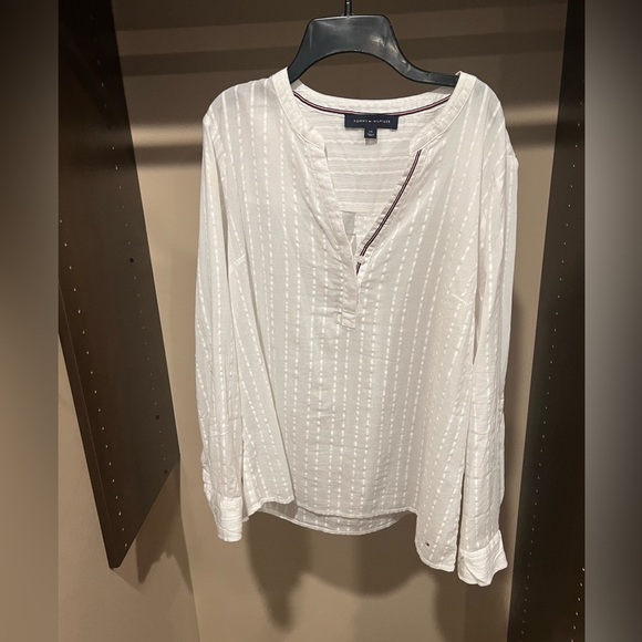 Tommy Hilfiger Cream Buttoned Long Sleeve Blouse - Picture 4 of 5